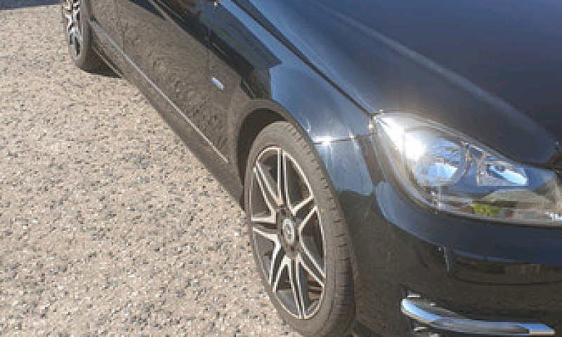 Mercedes-Benz C220 S...