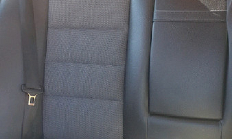 Mercedes-Benz C220 S...