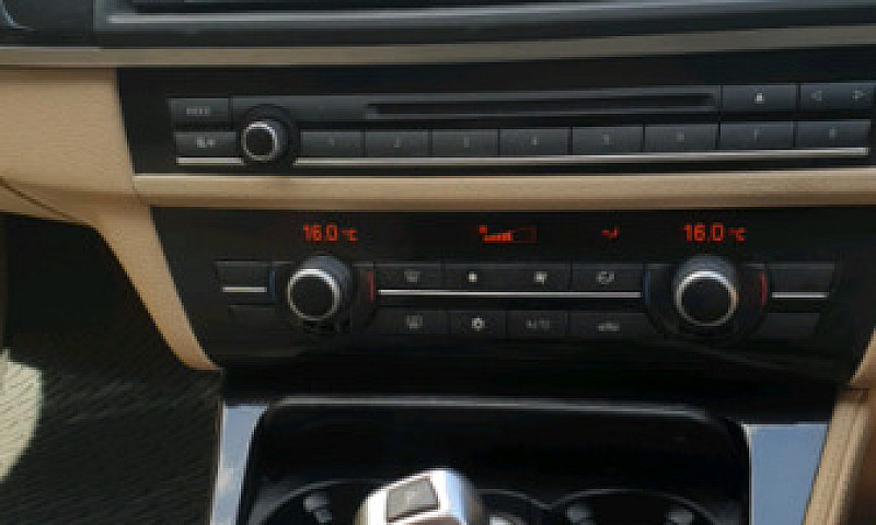 Bmw 520D Se 2010 Sil...