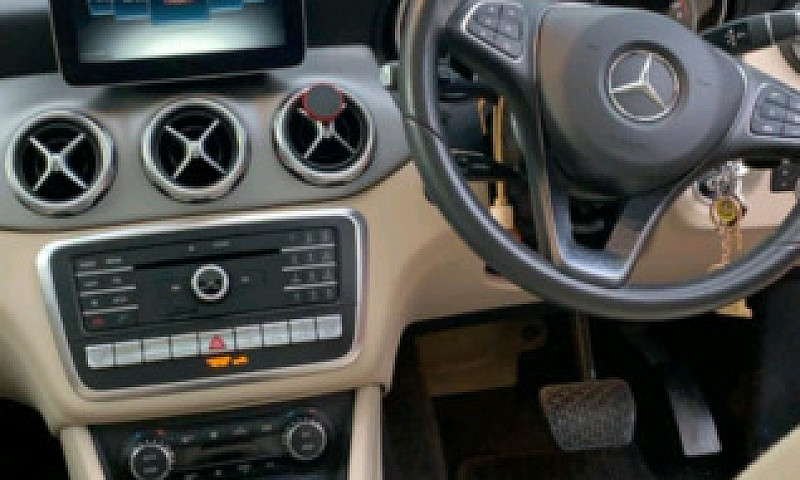 Gla Mercedes Benz Fo...