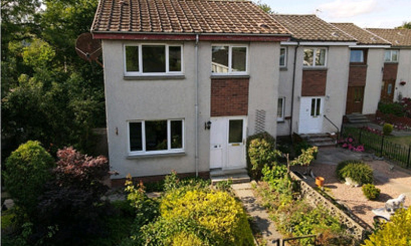 3 Bedroom House Inch...
