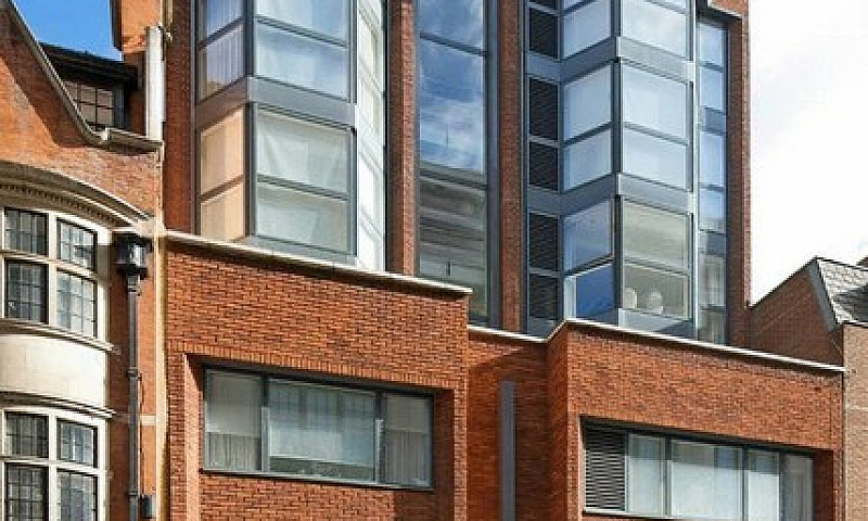 2 Bedroom Flat In Im...