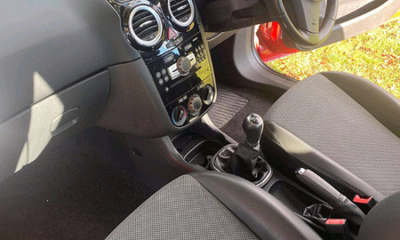 1.2 Vauxhall Corsa L...