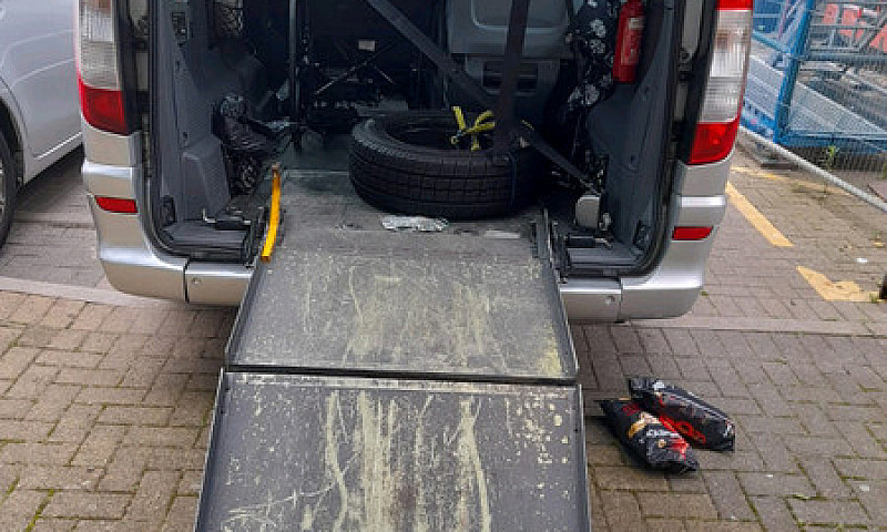 Mercedes Vito With D...