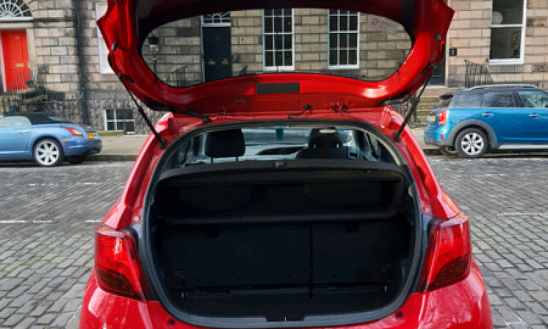 Toyota Yaris 2016 - ...