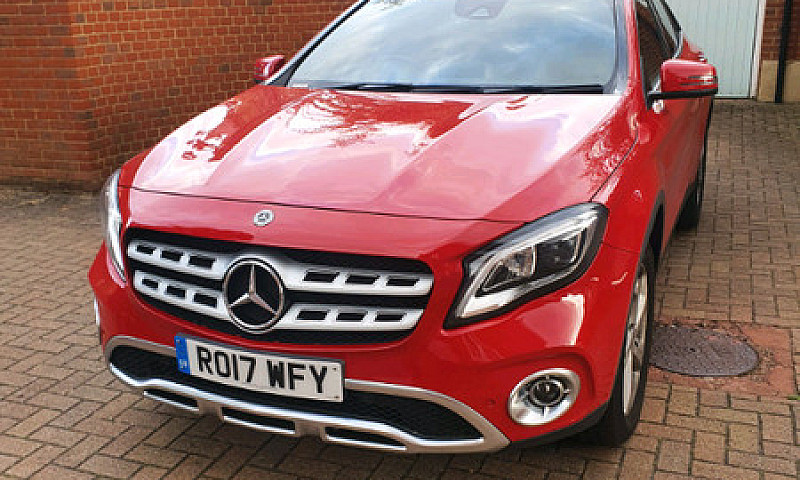 Gla Mercedes Benz Fo...