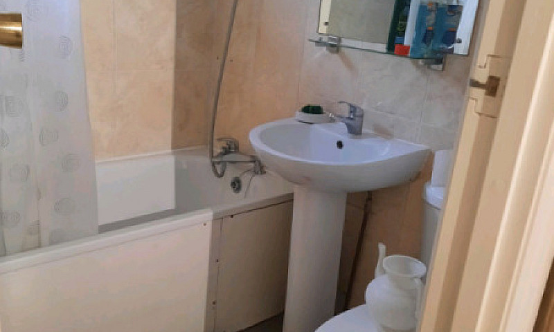 1 Big Bedroom ...