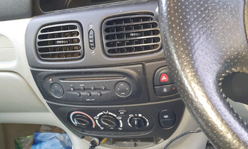 Automatic 1.6 Renaul...