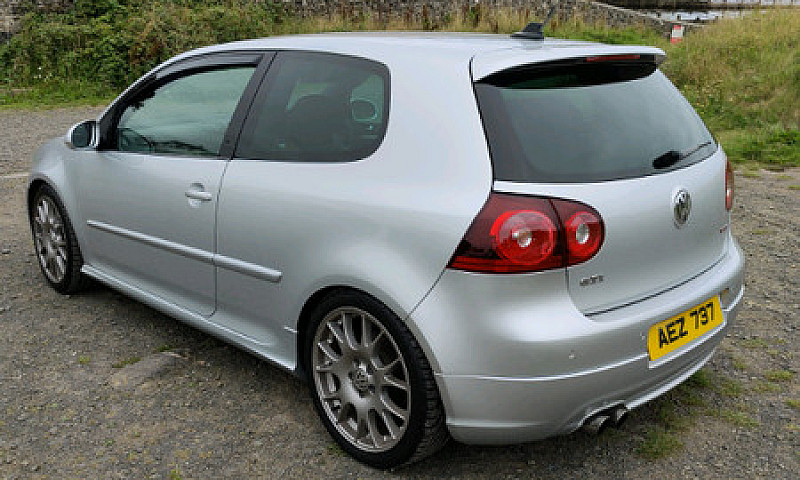Volkswagen Golf Mk5 ...