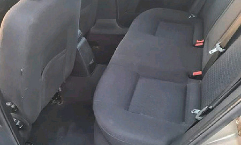 Ford Mondeo...