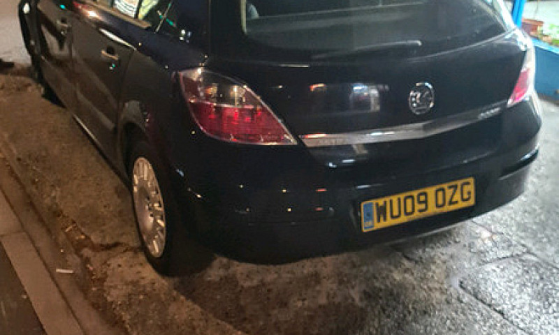 2009 Vauxhall Astra ...