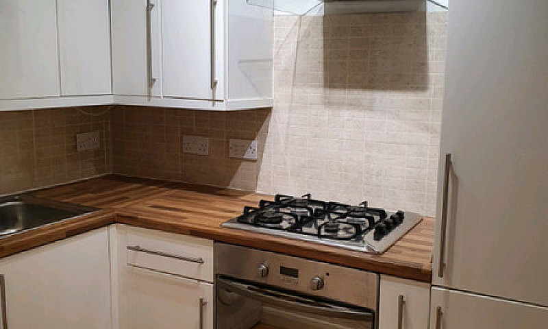 1 Bed Flat Partick, ...