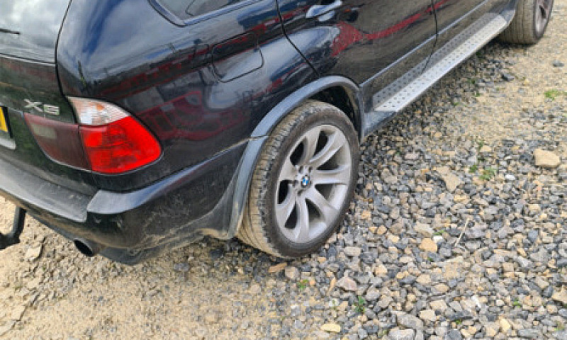 Bmw X5 2006 30 Litre...