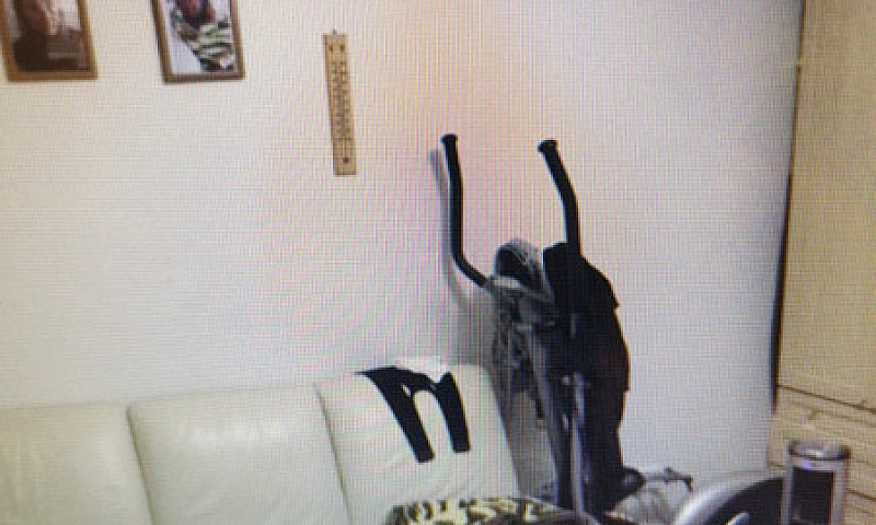 1 Bedroom Flat To Le...