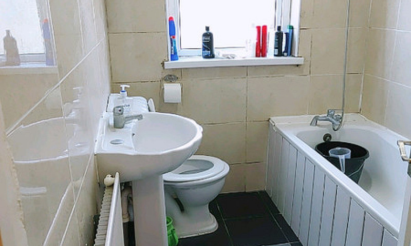 Double Room Rent Nea...