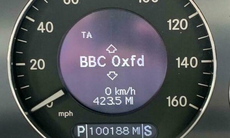 2002 Mercedes Benz E...