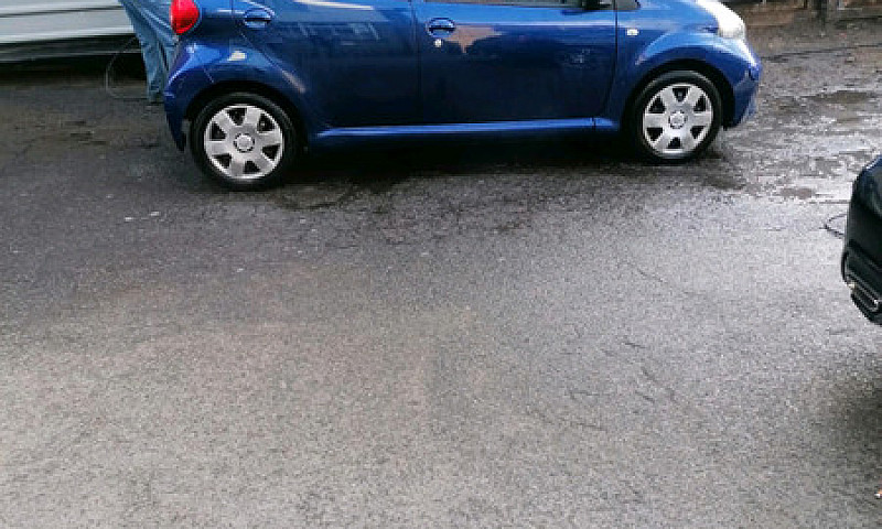 Toyota Aygo ...