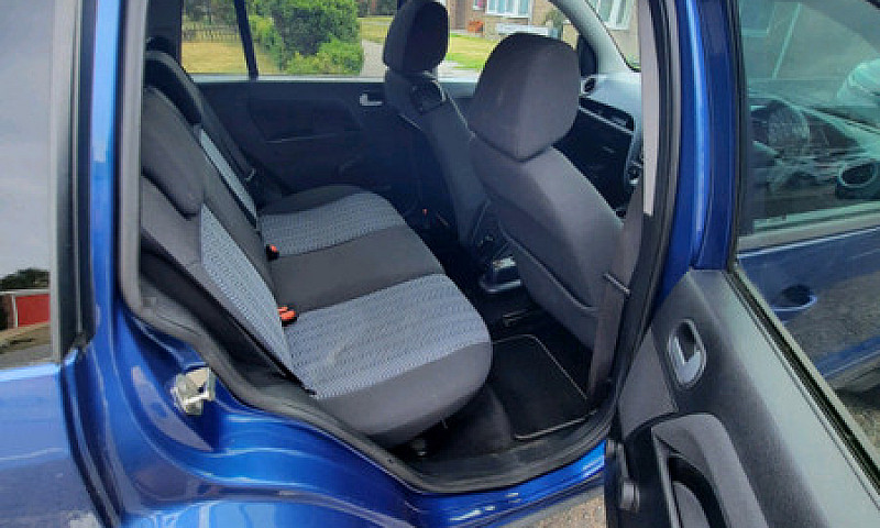 Ford Fusion Auto...