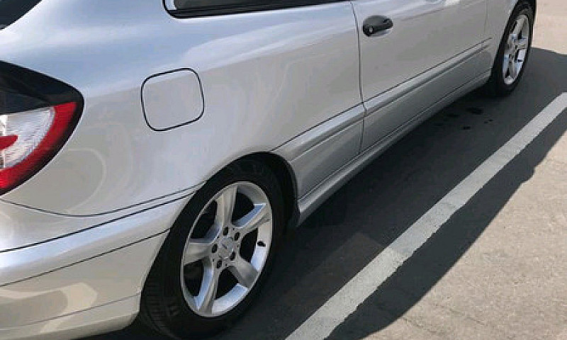 Mercedes-Benz C180 K...