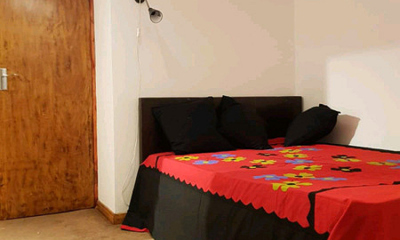Master Bedroom ...