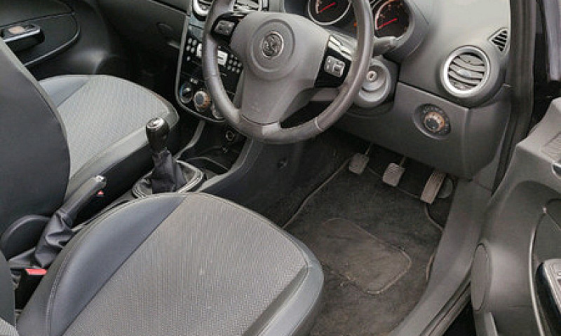 Vauxhall Corsa Desig...