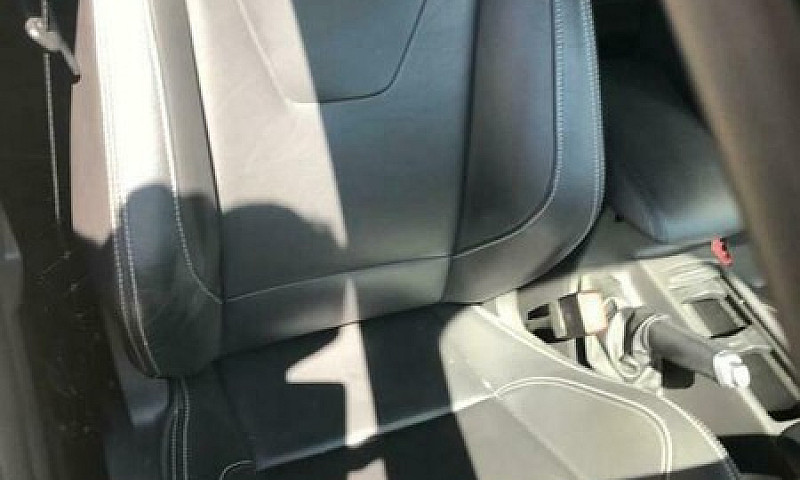 2018 Ford Focus 2.0T...