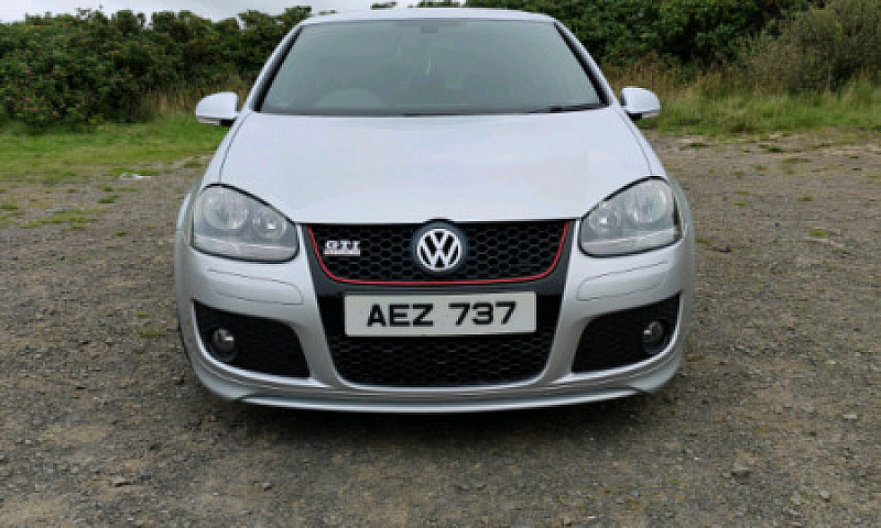 Volkswagen Golf Mk5 ...