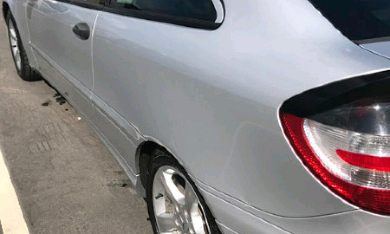 Mercedes-Benz C180 K...