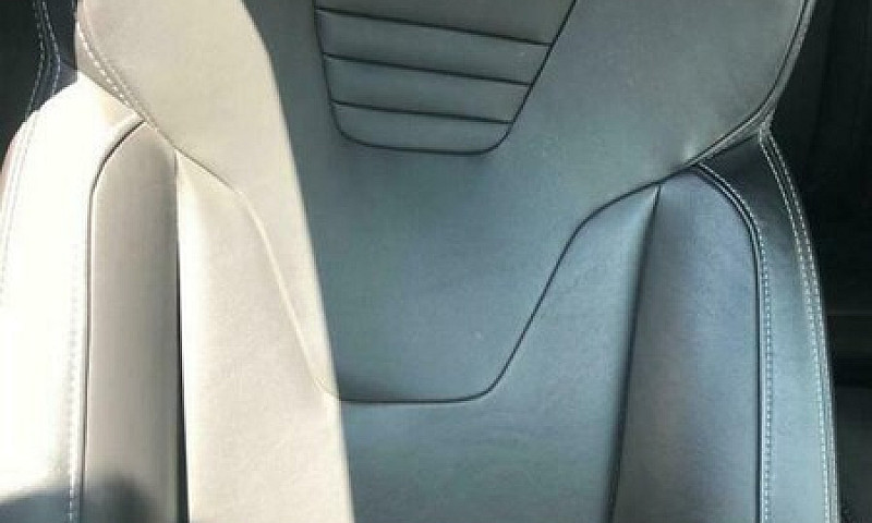 2018 Ford Focus 2.0T...