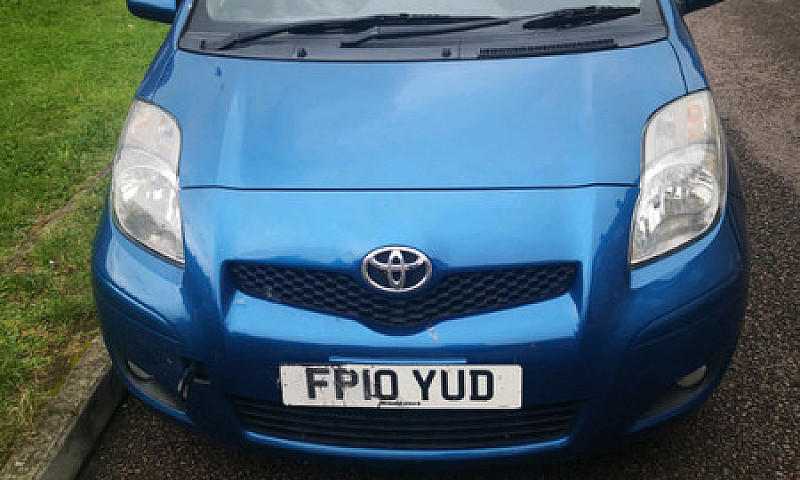 2010 Toyota Yaris ...