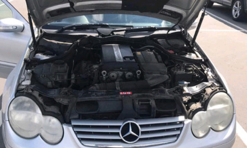 Mercedes-Benz C180 K...