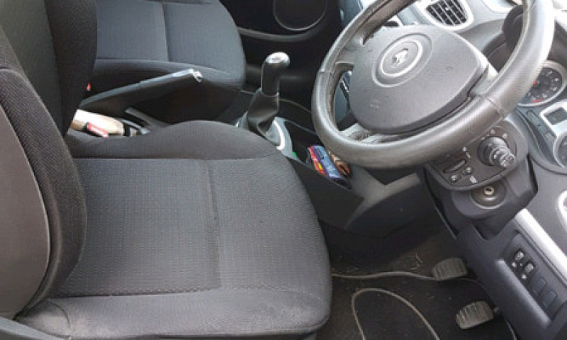 Renault Clio Dynamiq...