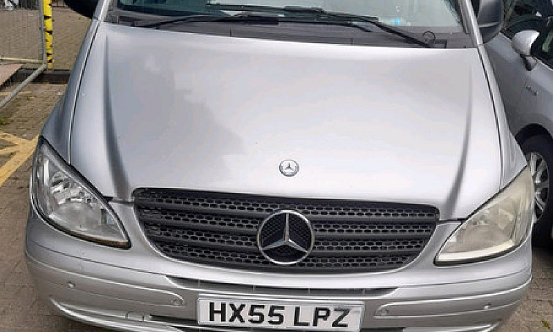 Mercedes Vito With D...