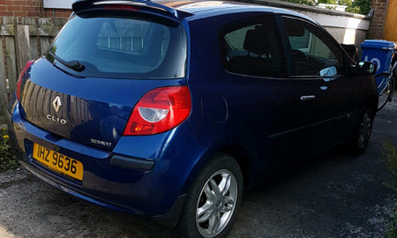 Renault Clio Dynamiq...