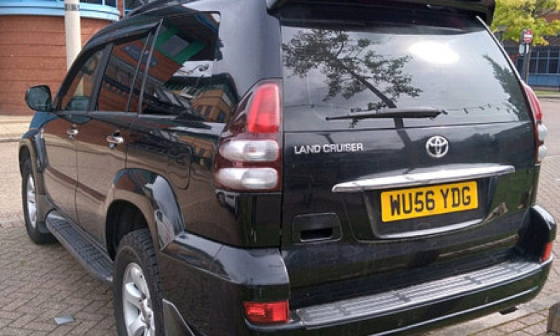 Toyota Land Cruiser ...