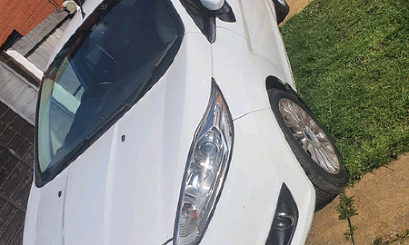 Ford Fiesta  Titaniu...