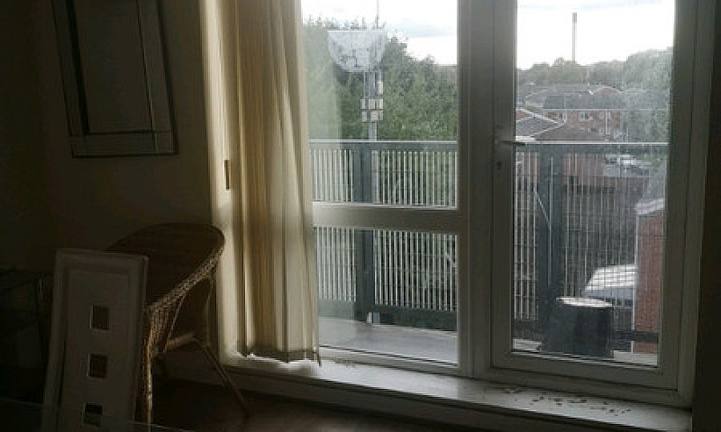 En Suite Room For Re...