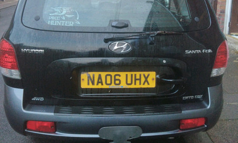 Hyundai Santa Fe 4Wd...