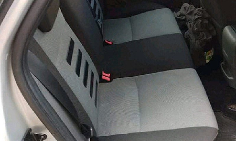 Ford Focus 1.6...
