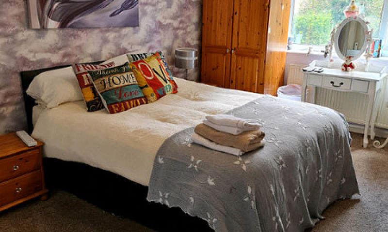 Beautiful Kingsize E...