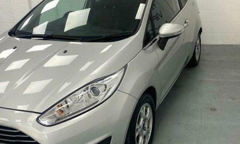 2015 Ford Fiesta 1.5...