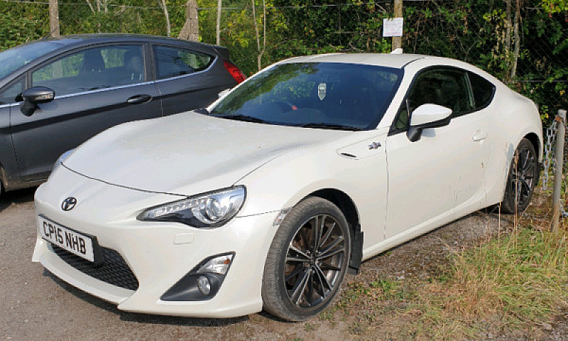 2015 Toyota Gt86...