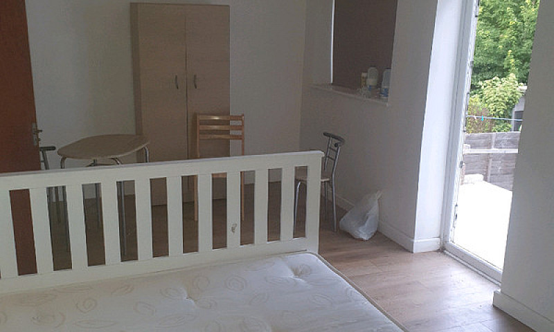 2 Bedroom Flat...