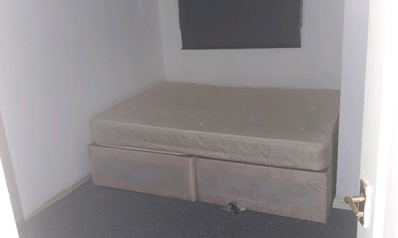 2 Bedroom Flat...
