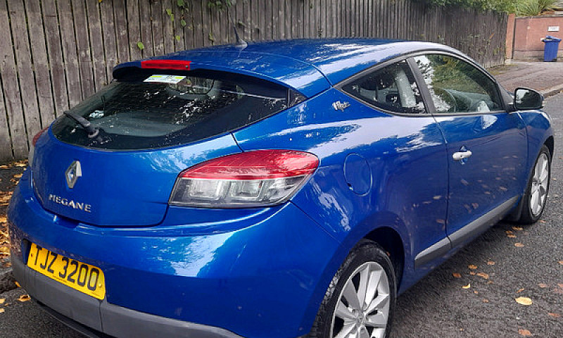 2012 Renault Megane ...