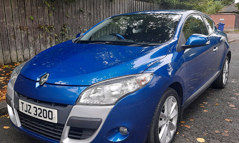 2012 Renault Megane ...