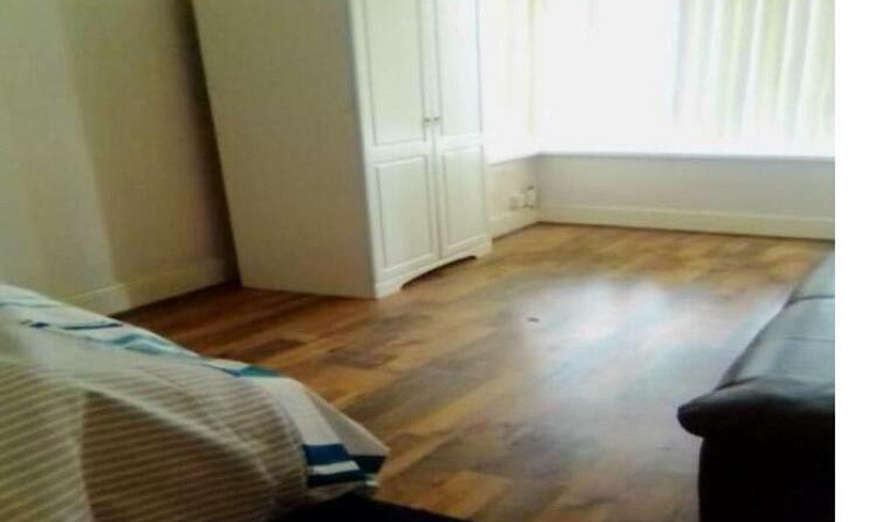 Yardley : Rooms In S...