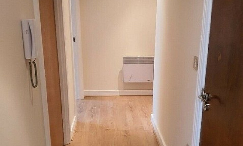 Beautiful 2Bed, 2Bat...