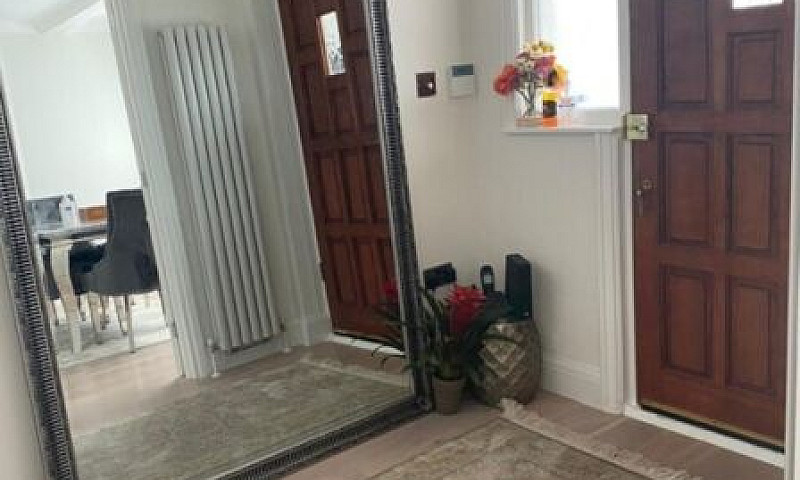 3 Bed Semi-Detached ...