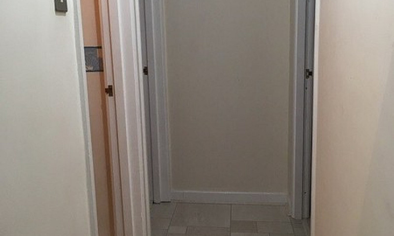 1 Bedroom Flat Whall...